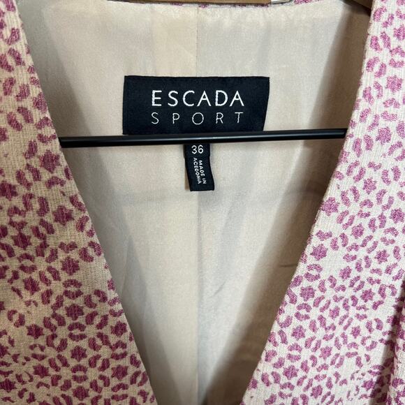 ESCADA Women's 36 US 6 Button Blazer Jacket Pink Animal Geo Print Quiet Luxury - Picture 8 of 13